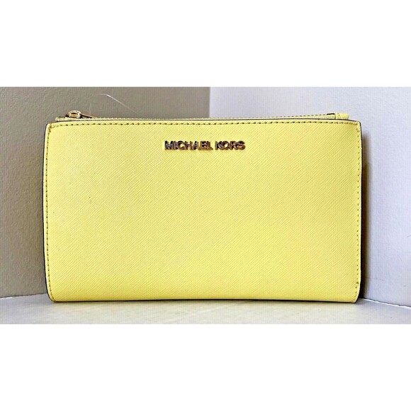New Michael Kors Jet Set Travel Double zip wristlet Saffiano Leather Sunshine - Picture 1 of 6